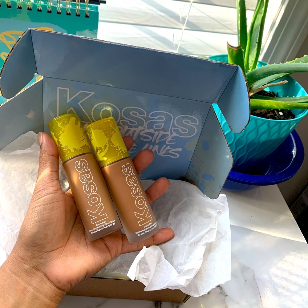 Brand new never used Kosas liquid foundation
